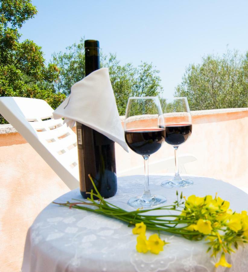 Villa Aurora Olbia Extérieur photo
