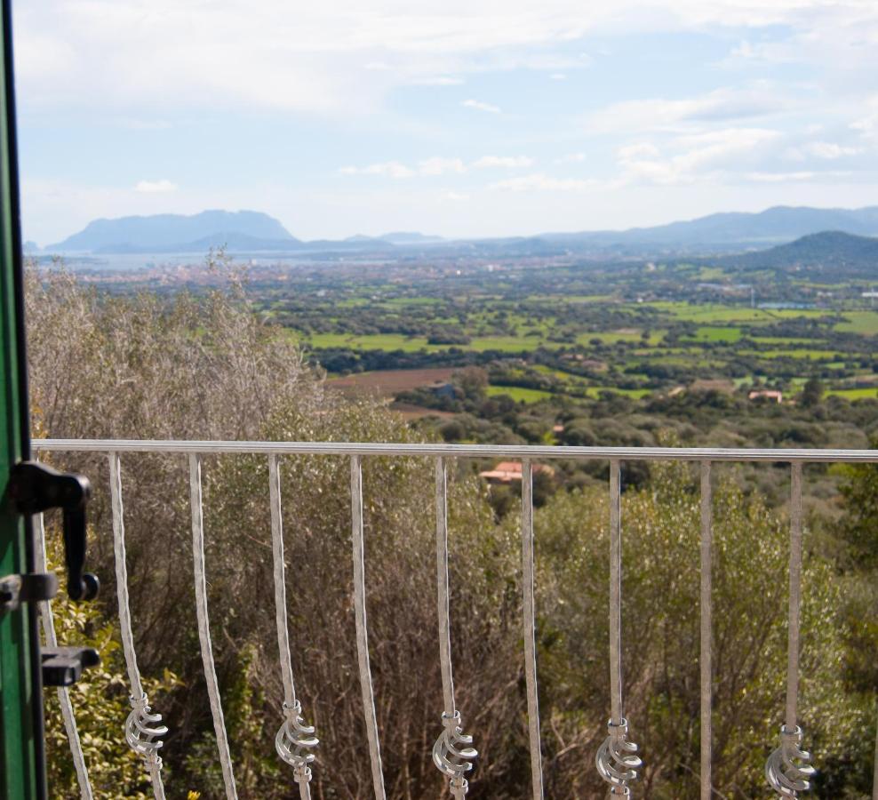 Villa Aurora Olbia Extérieur photo